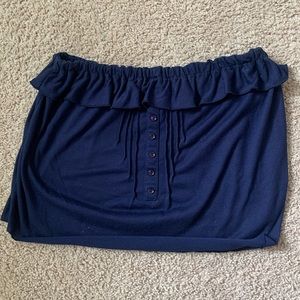 Sleeveless was Bando top